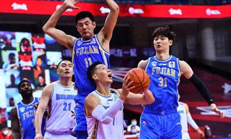 MK体育登录入口-内讧后逆袭！贺希宁斩CBAMVP，沈梓捷一句“回防了”解恩怨