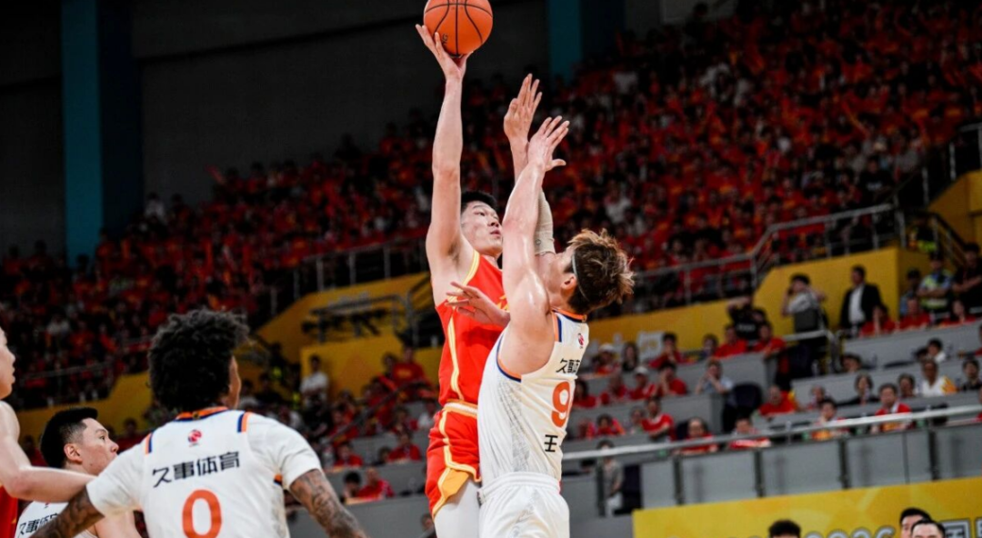 MK体育登录入口-CBA总决赛G4！赛前带来上海男篮张镇麟、李弘权、王哲林以及浙江广厦孙铭徽、布朗的最新消息